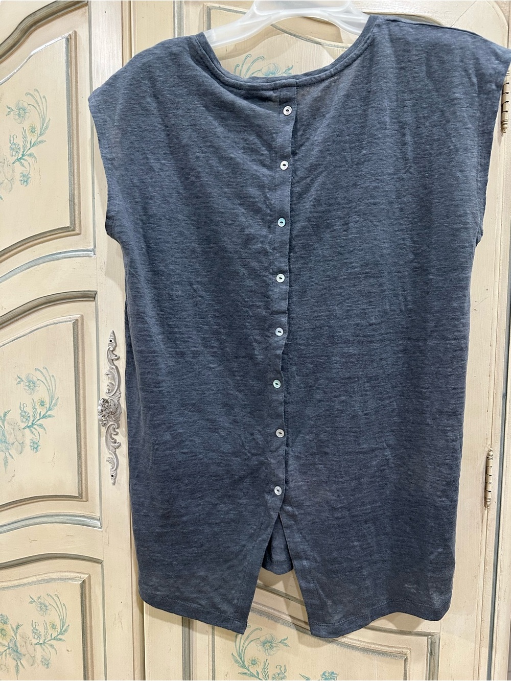 Tahari Short Sleeve Button-Back Top — Charcoal Gray